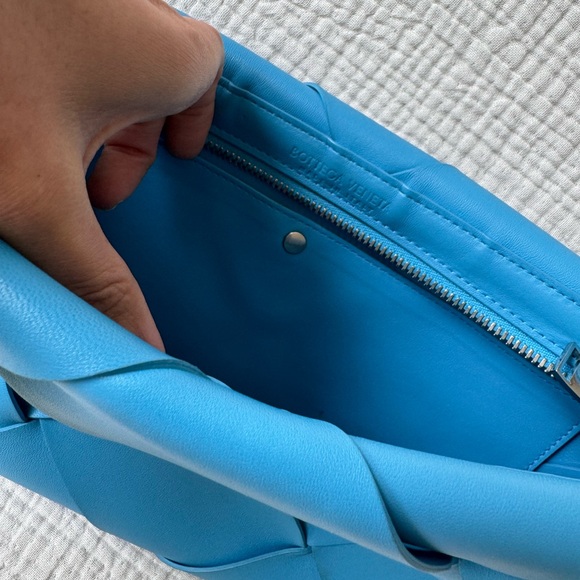 Bottega Vaneta Clutch - Picture 2 of 7